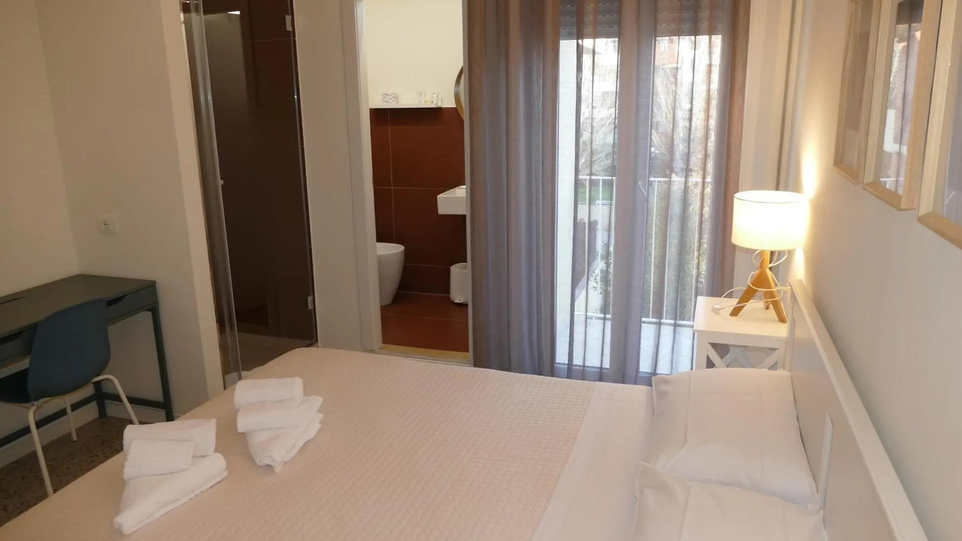 Hotel Spring Rimini 3*,