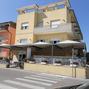 Отель Laguna Blu